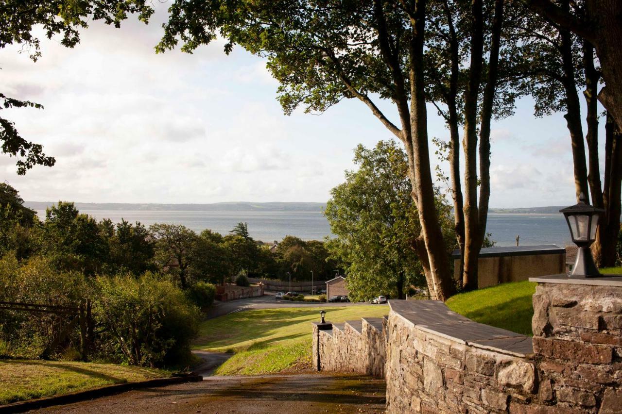 Bronllys Farm Coastal Self-Catering Apartment Ланели Екстериор снимка